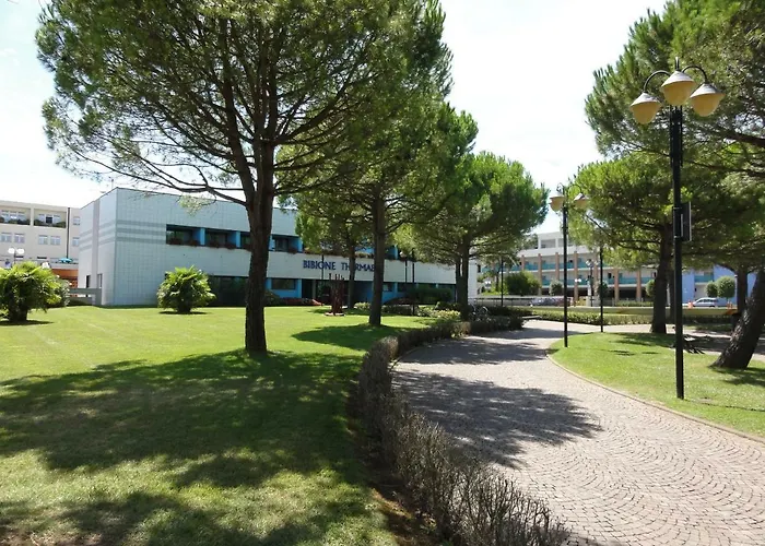 アパート Monaco - *